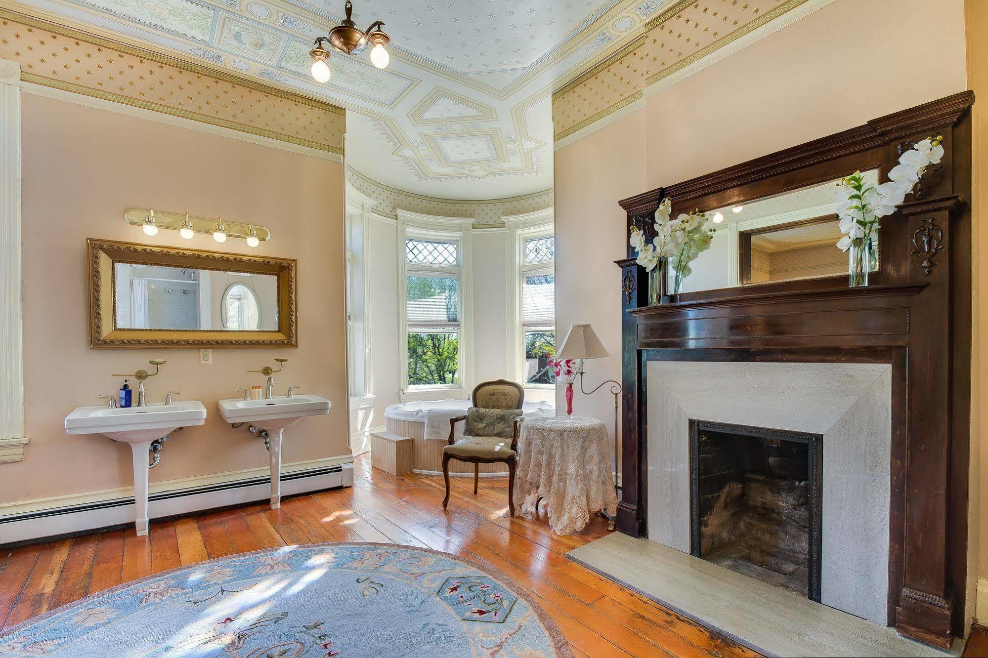 Lumber Baron Inn And Gardens المظهر الخارجي الصورة